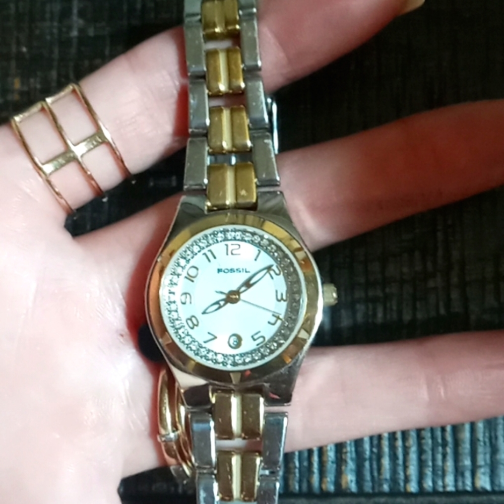 Womens fossil watch